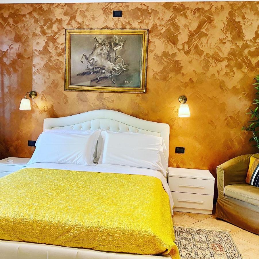 B&B Garda 4U Дезенцано-дель-Гарда Екстер'єр фото