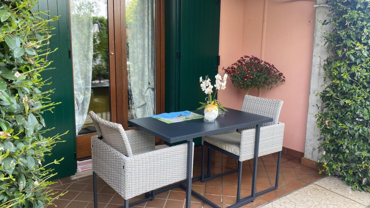 B&B Garda 4U Дезенцано-дель-Гарда Екстер'єр фото