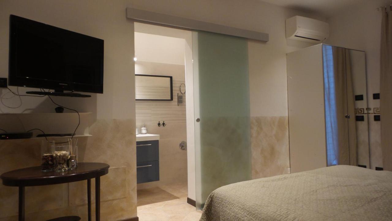 B&B Garda 4U Дезенцано-дель-Гарда Екстер'єр фото