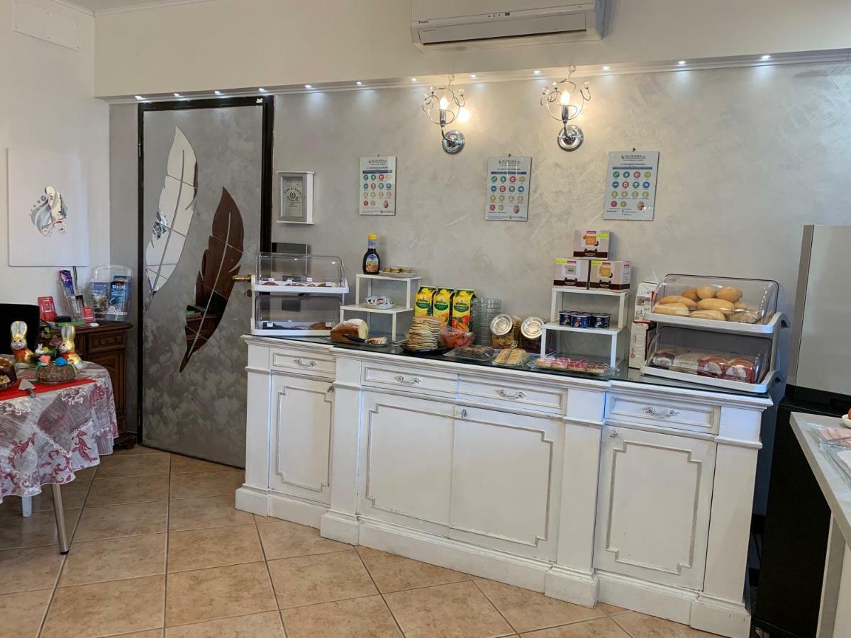 B&B Garda 4U Дезенцано-дель-Гарда Екстер'єр фото